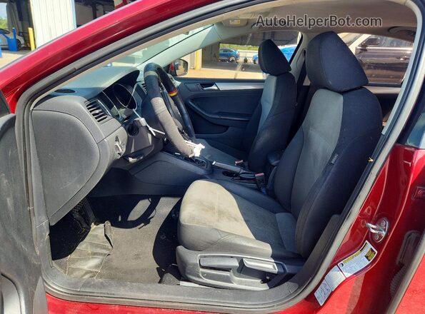 3VW2B7AJ1HM247410 2017 VOLKSWAGEN JETTA Maroon Vista del salpicadero