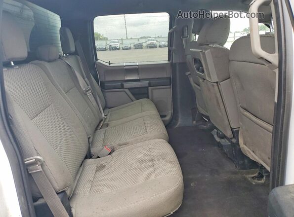 1FTEW1EP7JKE59015 2018 FORD F150 White Սալոնի հետևի տեսք