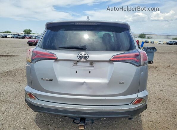 JTMZFREV3JD128256 2018 TOYOTA RAV4 Silver Widok wnętrza z przodu