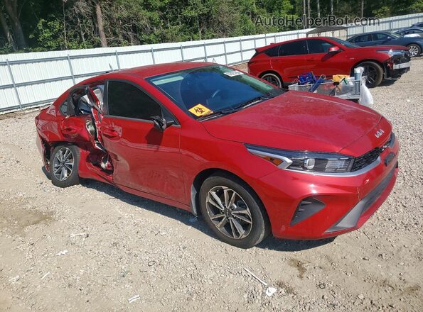 3KPF24ADXRE763323 2024 KIA FORTE Red Widok z przodu