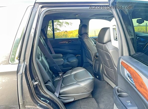 1GYS3BKJ0GR384346 2016 CADILLAC ESCALADE Серый Вид салона спереди