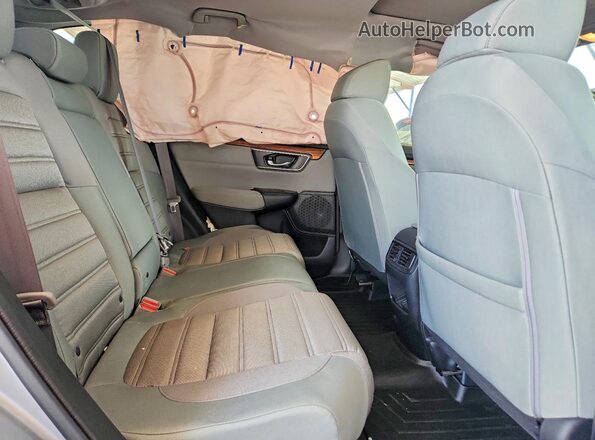 7FARW1H50JE042543 2018 HONDA CR-V Серебряный Вид задних сидений