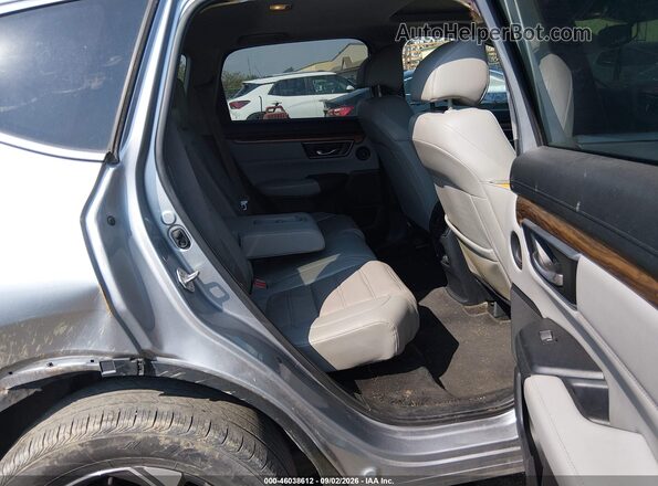 7FARW2H88JE101337 2018 HONDA CR-V Silver VIN կոդի պիտակի տեսք