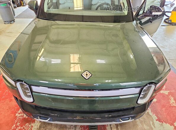 7FCTGAAA2NN011916 2022 RIVIAN R1T Green Սալոնի հետևի տեսք