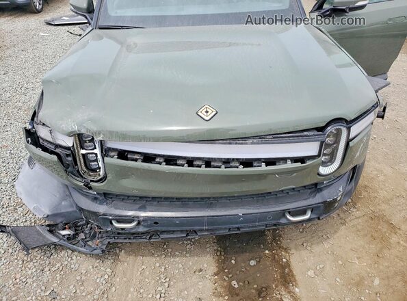 7FCTGAAL9NN004110 2022 RIVIAN R1T Зеленый Вид задней части салона