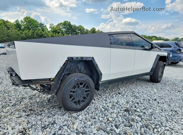 7G2CEHED5RA021539 2024 TESLA CYBERTRUCK White Tył prawy
