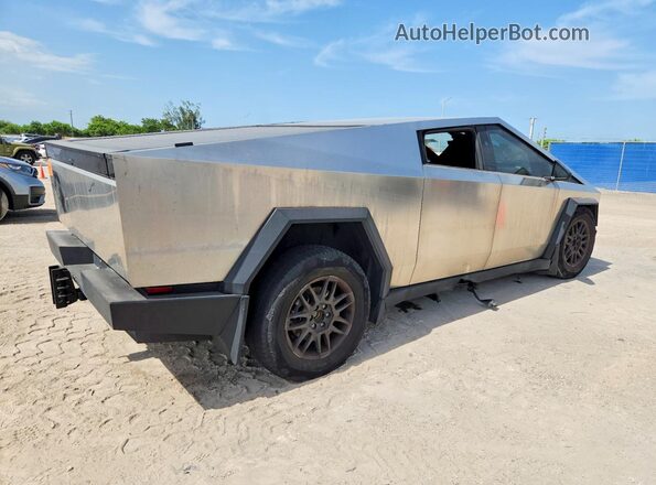 7G2CEHED7SA072420 2025 TESLA CYBERTRUCK Silver უკანა მარჯვენა