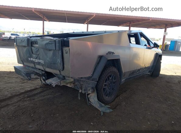 7G2CEHED9RA002671 2024 TESLA CYBERTRUCK Gray Задня права чверть