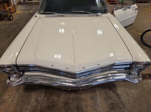 7G64H249776 1967 FORD LTD Белый Вид задней части салона