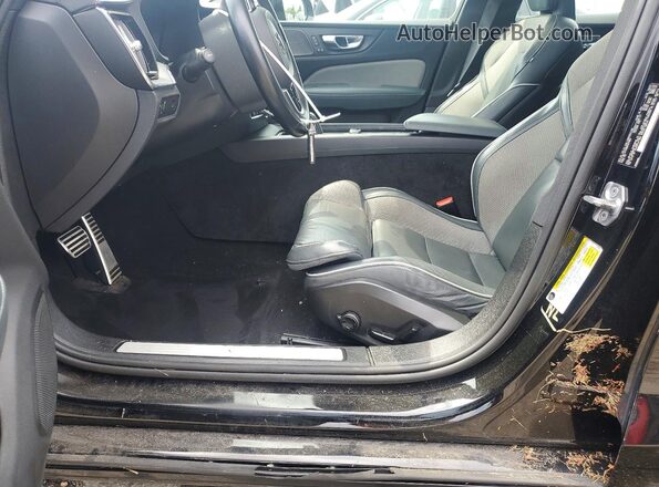 7JRL12TM8NG157960 2022 VOLVO S60 Black Вид підкапотного простору