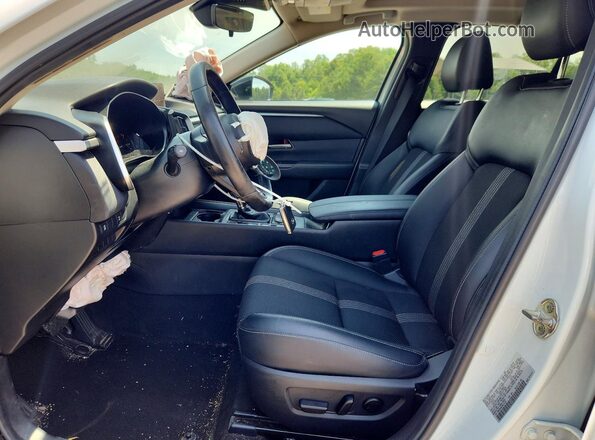 7MMVABCM6PN151502 2023 MAZDA CX-5 White Вид салону спереду