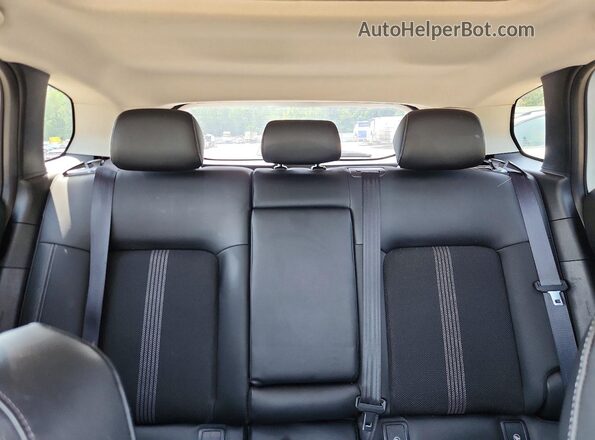 7MMVABCM6PN151502 2023 MAZDA CX-5 White Вид задніх сидінь