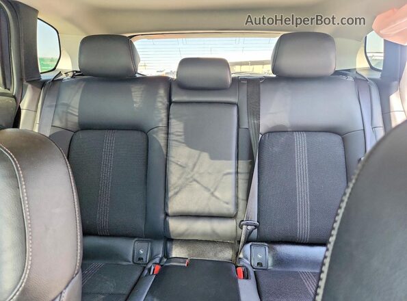7MMVABDM4RN180823 2024 MAZDA CX-5 Gray Widok tylnych siedzeń