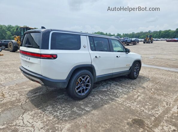 7PDSGABA3PN019549 2023 RIVIAN R1S White Rear right