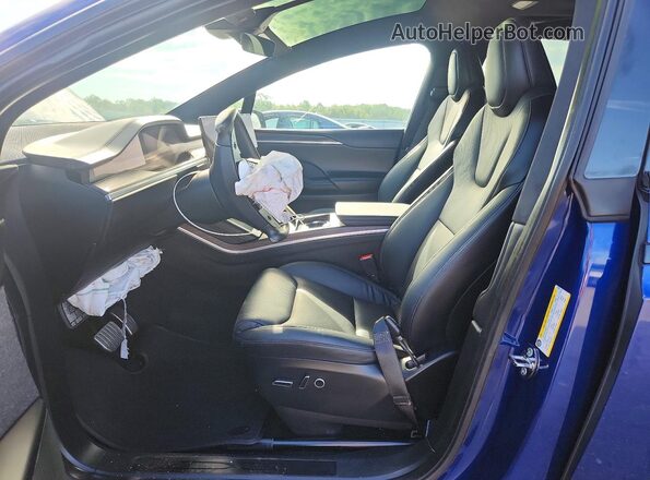 7SAXCAE58NF343862 2022 TESLA MODEL Blue Widok wnętrza z przodu