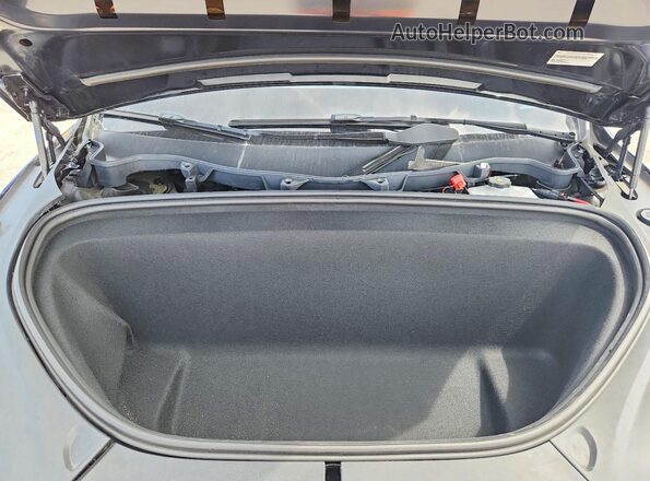 7SAXCBE67RF458537 2024 TESLA MODEL Blue Engine compartment view