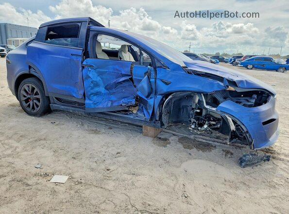 7SAXCBE67RF458537 2024 TESLA MODEL Blue Front right