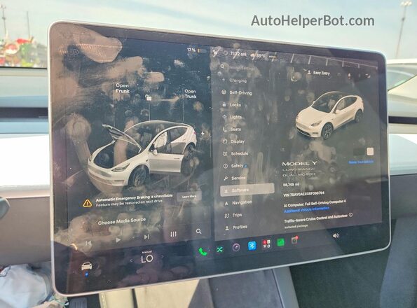 7SAYGAEE0RF098764 2024 TESLA MODEL White Instrument cluster view