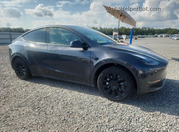 7SAYGAEE1RF033325 2024 TESLA MODEL Черный Передняя правая четверть