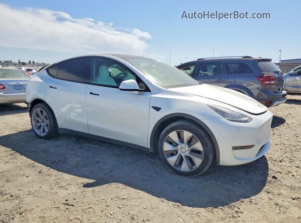 7SAYGAEE2NF570361 2022 TESLA MODEL White Przód prawy