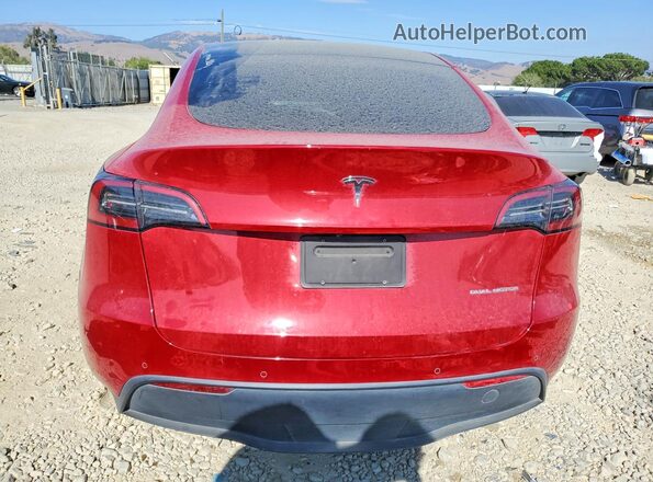7SAYGAEE3NF546408 2022 TESLA MODEL Красный Вид сзади