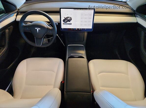 7SAYGAEE3RF130607 2024 TESLA MODEL Черный Вид панели приборов