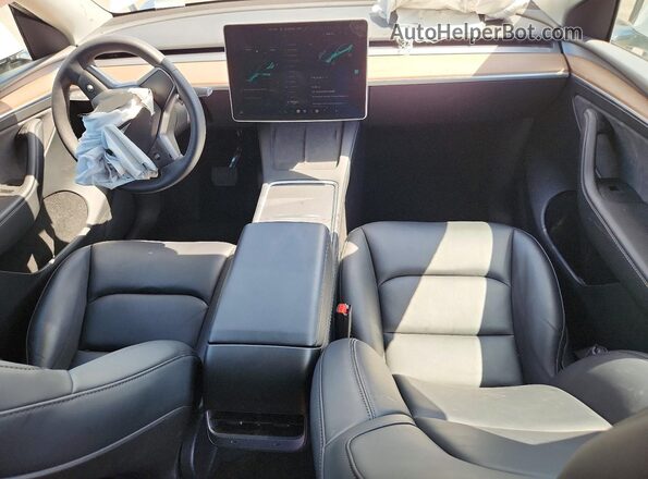 7SAYGAEE4RF059580 2024 TESLA MODEL White Widok deski rozdzielczej