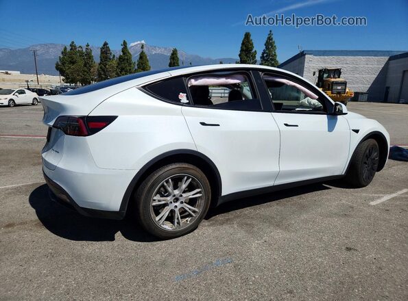 7SAYGAEE4RF059580 2024 TESLA MODEL White Tył prawy
