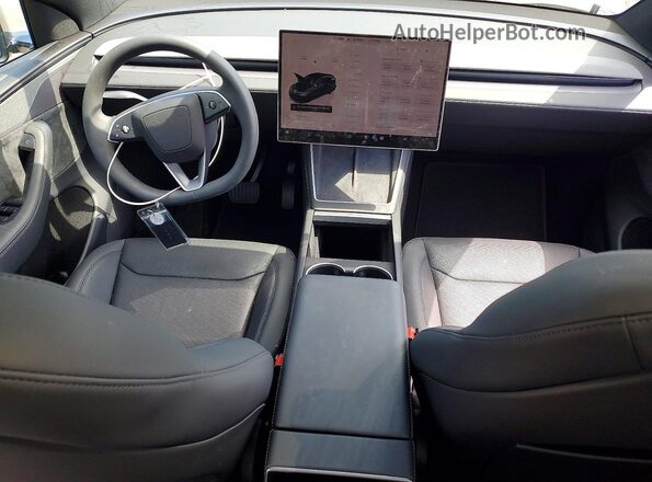 7SAYGAEE4TF610310 2026 TESLA MODEL Черный Вид панели приборов