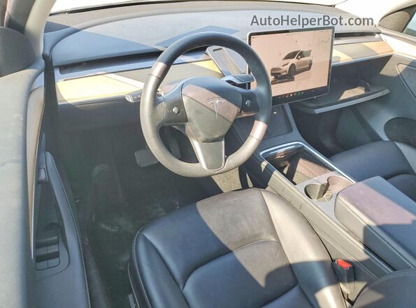 7SAYGAEE5PF624075 2023 TESLA MODEL White Vista del salpicadero