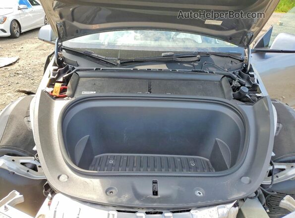 7SAYGAEE5RF118698 2024 TESLA MODEL Gray Widok wnętrza z tyłu