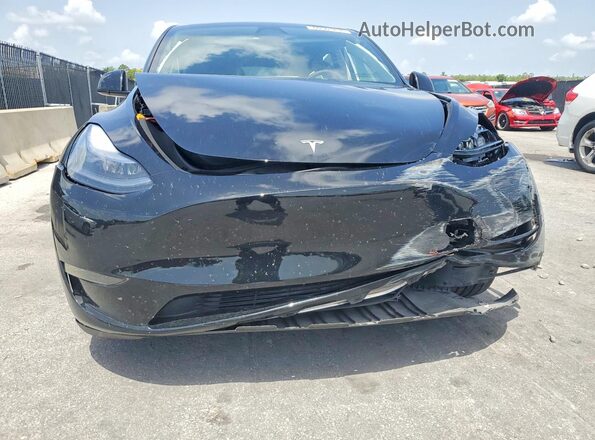 7SAYGAEE5SF296875 2025 TESLA MODEL Black Widok z przodu