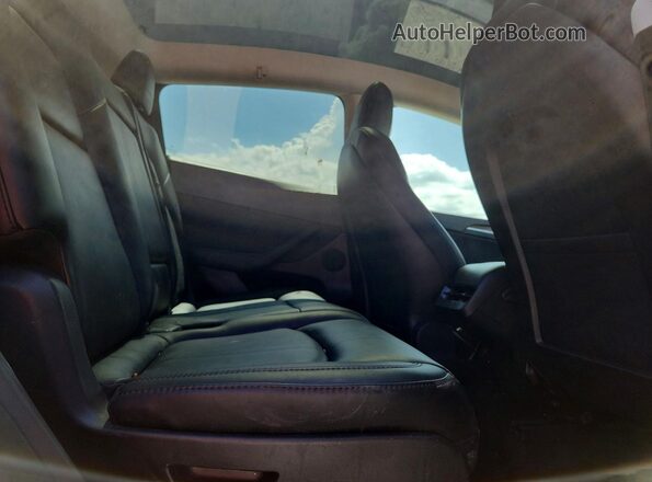 7SAYGAEE8PF672346 2023 TESLA MODEL White Հետևի նստատեղերի տեսք