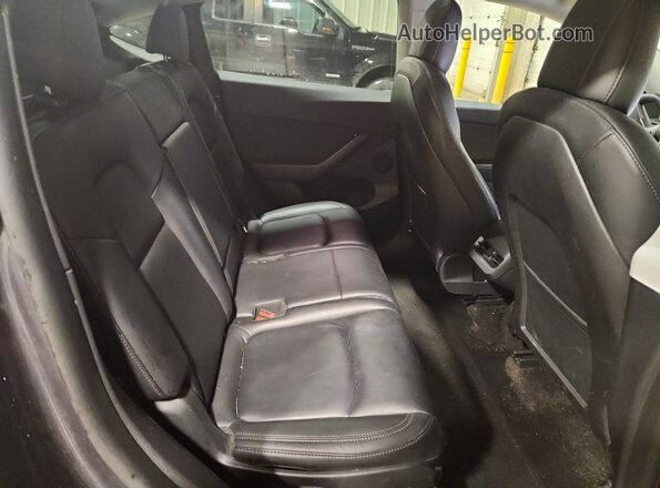 7SAYGAEE9NF519875 2022 TESLA MODEL Charcoal უკანა სალონის ხედი