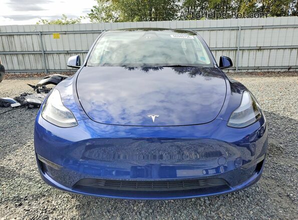 7SAYGAEEXRF982226 2024 TESLA MODEL Blue Front view