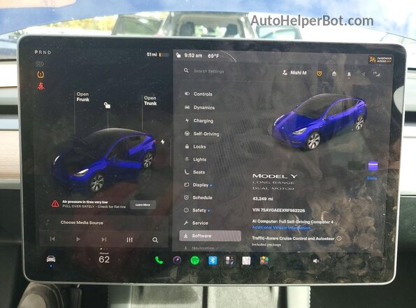 7SAYGAEEXRF982226 2024 TESLA MODEL Blue Instrument cluster view