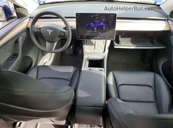 7SAYGAEEXRF982226 2024 TESLA MODEL Blue Dashboard view