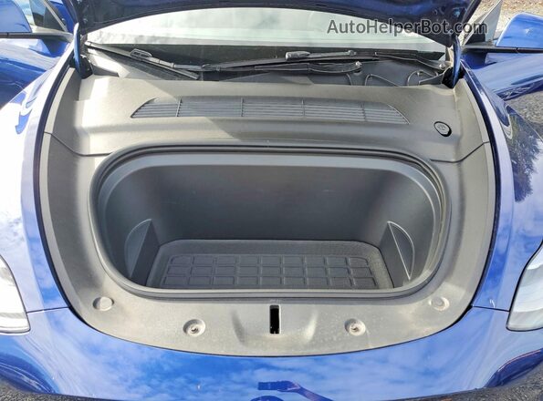 7SAYGAEEXRF982226 2024 TESLA MODEL Blue Engine compartment view