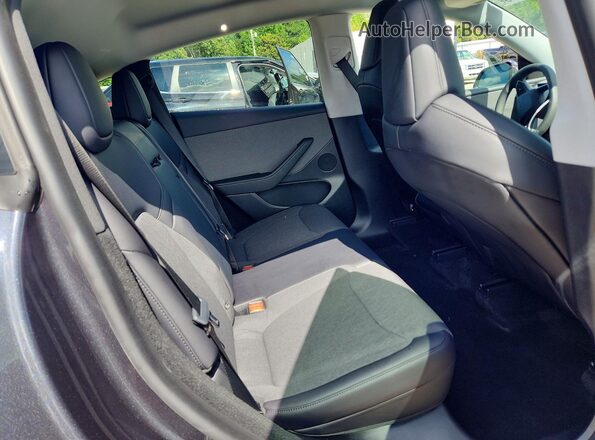 7SAYGDED1TA603062 2026 TESLA MODEL Серый Вид задней части салона