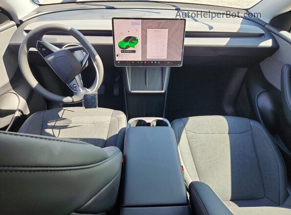 7SAYGDED1TA603062 2026 TESLA MODEL Серый Вид панели приборов