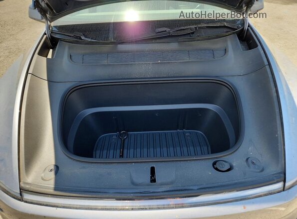 7SAYGDED1TF559017 2026 TESLA MODEL Silver Вид задньої частини салону