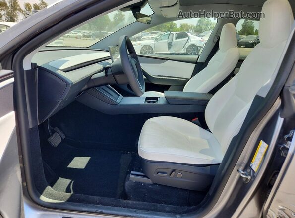 7SAYGDED1TF559017 2026 TESLA MODEL Silver Вид салону спереду