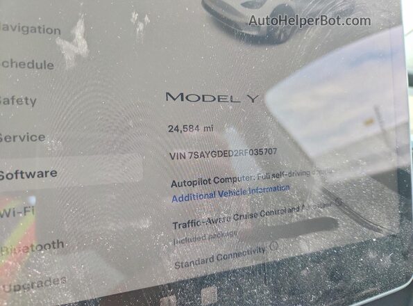 7SAYGDED2RF035707 2024 TESLA MODEL White ხელსაწყოთა პანელის ხედი