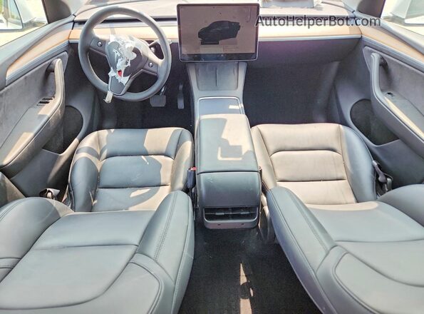 7SAYGDED2SA351935 2025 TESLA MODEL Белый Вид панели приборов
