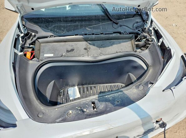 7SAYGDED2SA351935 2025 TESLA MODEL Белый Вид подкапотного пространства