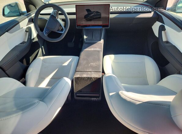 7SAYGDED3TA717130 2026 TESLA MODEL Gray Widok deski rozdzielczej
