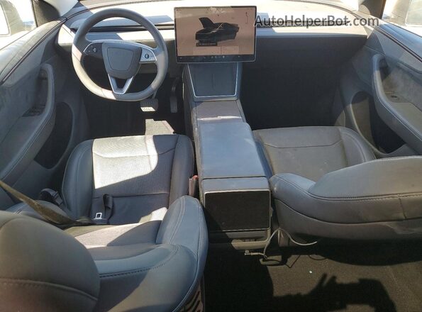 7SAYGDED3TF530246 2026 TESLA MODEL Черный Вид панели приборов