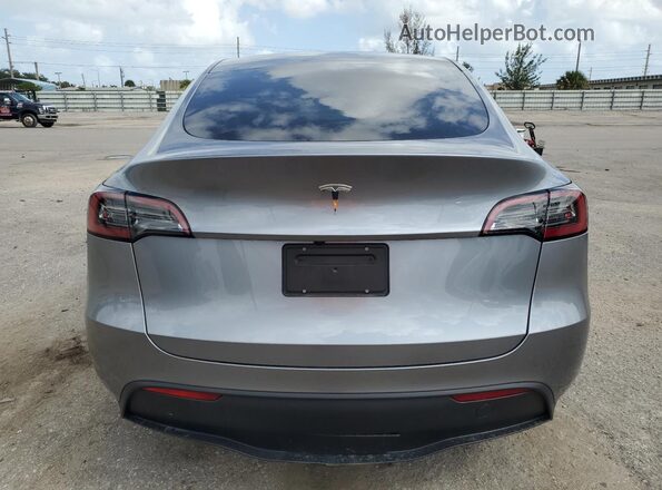 7SAYGDED4RA321930 2024 TESLA MODEL Gray უკანა ხედი