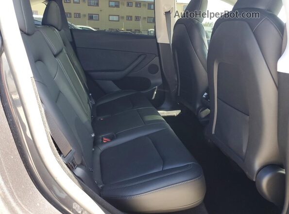 7SAYGDED4SF242248 2025 TESLA MODEL Серый Вид задних сидений