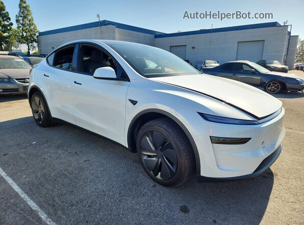 7SAYGDED4TF583506 2026 TESLA MODEL White Առջևի աջ